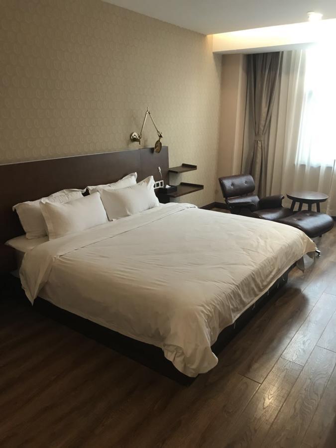 Manxin Hotel Shanghai Xujiahui Extérieur photo
