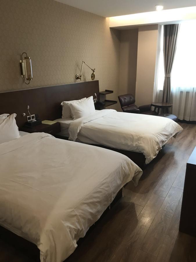 Manxin Hotel Shanghai Xujiahui Extérieur photo